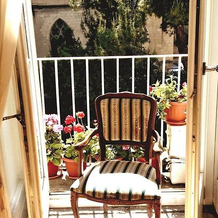 Maria Rosaria A Santa Chiara Apartment Napoli Bagian luar foto