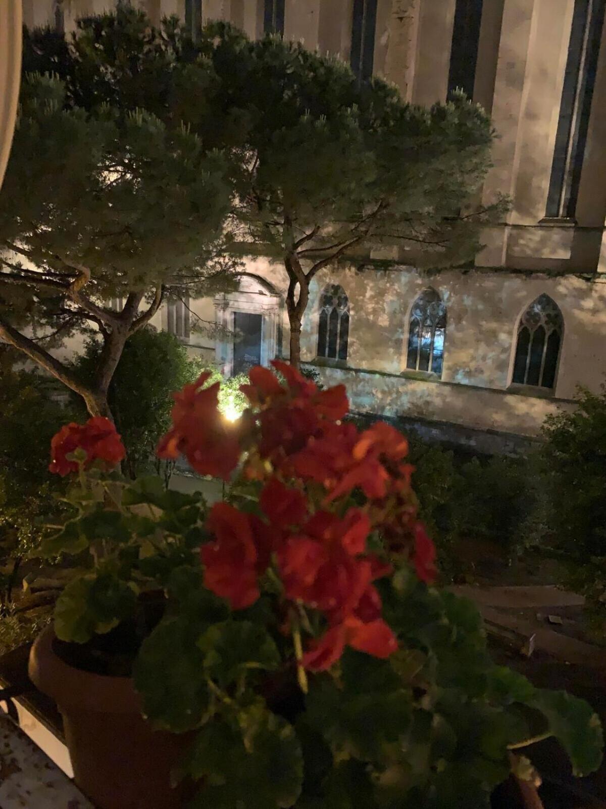 Maria Rosaria A Santa Chiara Apartment Napoli Bagian luar foto