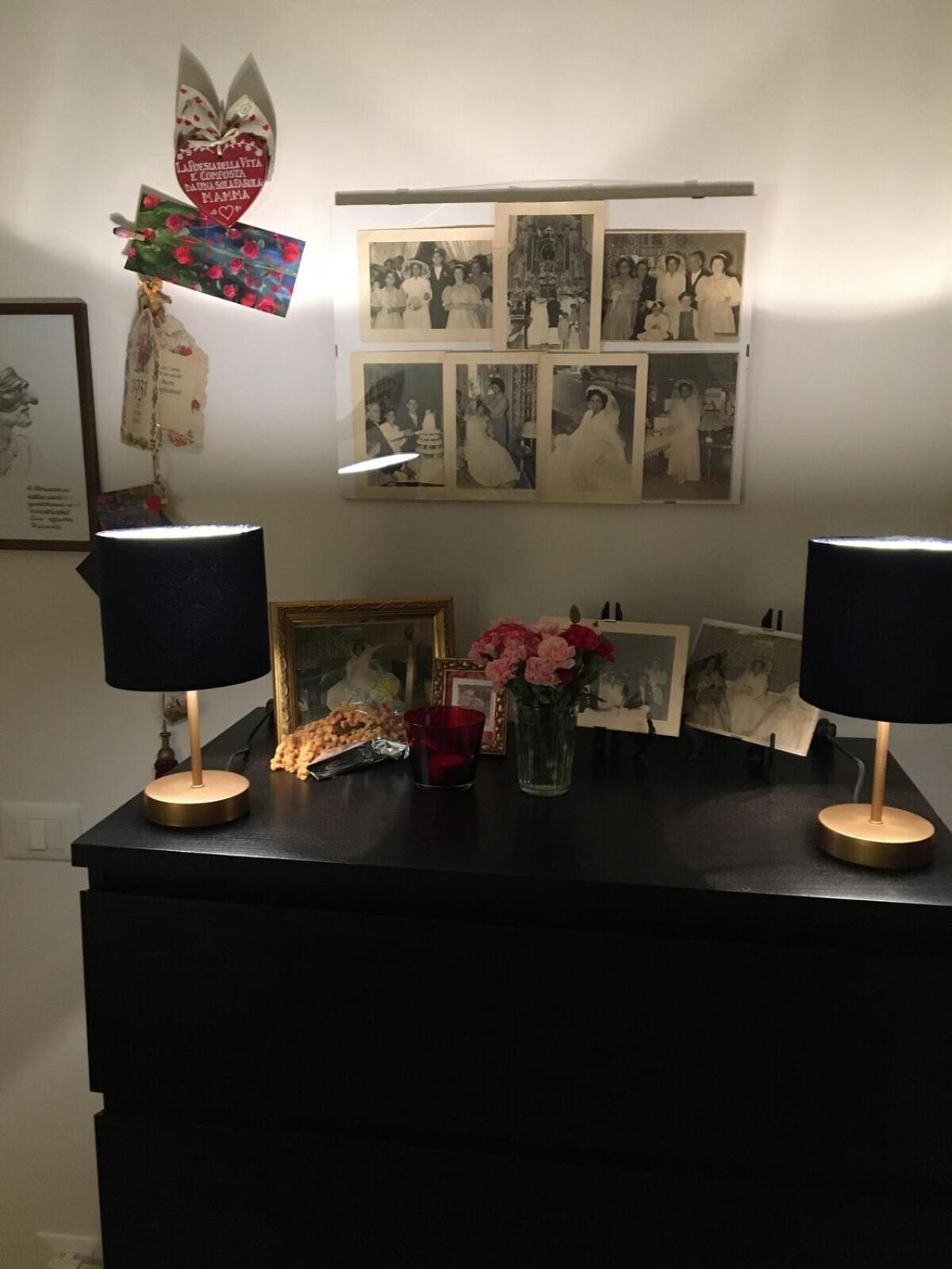 Maria Rosaria A Santa Chiara Apartment Napoli Bagian luar foto
